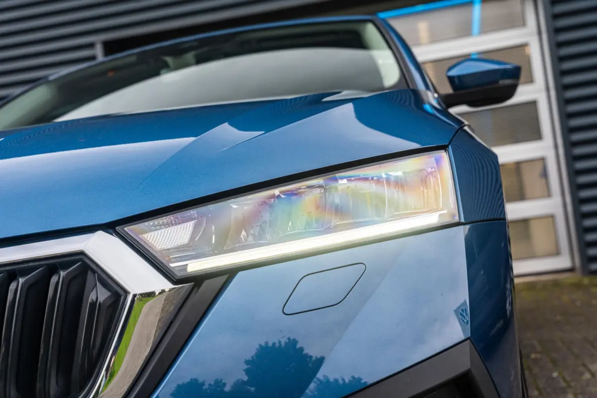 1.0 TSI 110pk Business Edition Plus | Stoelverwarming | Elektrische Achterklep | Camera | Adaptief Cruise Control | Navigatie