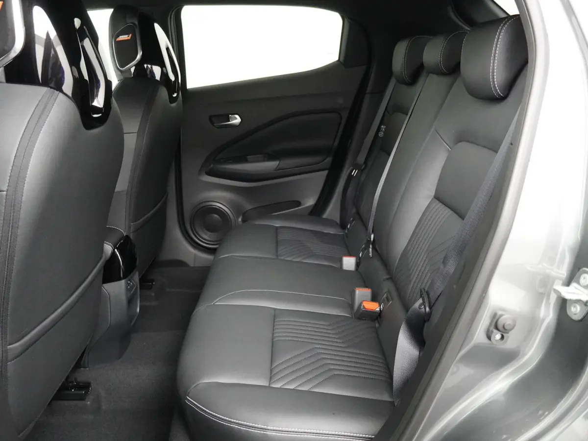 1.6 Hybrid Tekna | €6.000 Voorraadkorting | Lederen Bekl. | BOSE Audio | Stoel-, Stuur- & Voorruitverw. |
