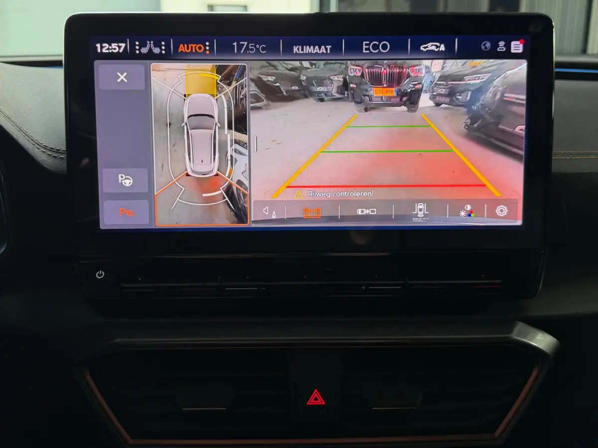 1.4 e-Hybrid VZ Performance Pano/Carplay/Sfeerverlichting
