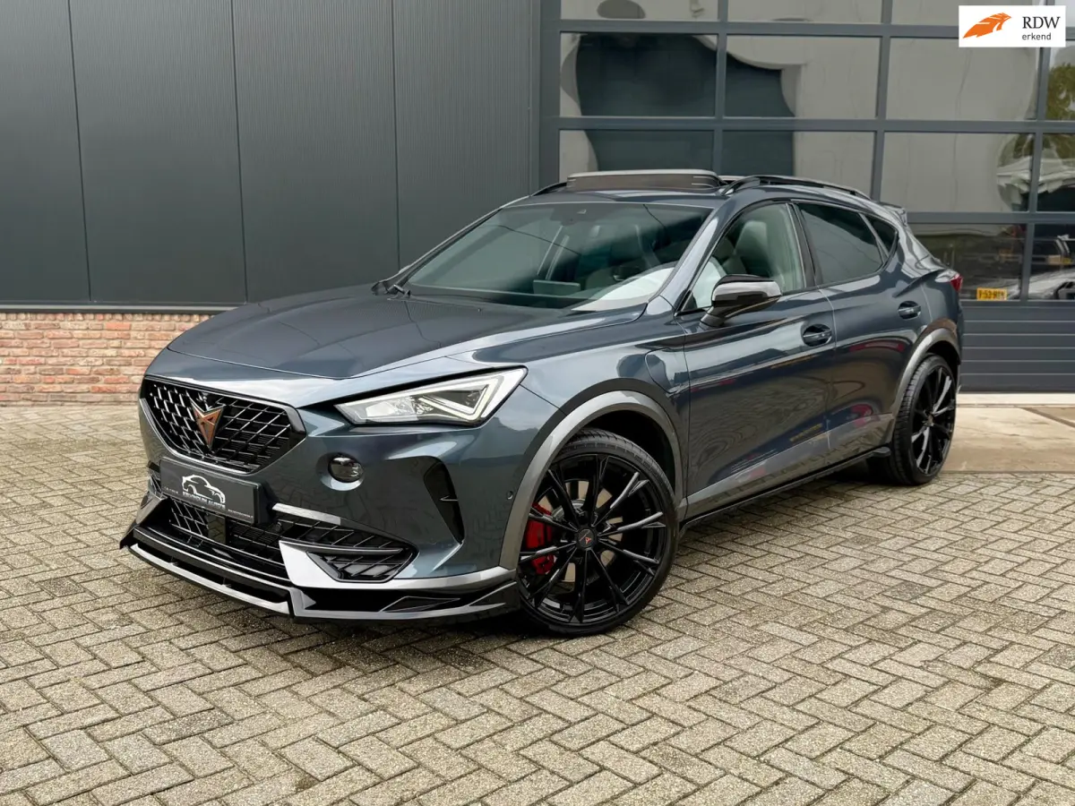1.4 e-Hybrid VZ Performance Pano/Carplay/Sfeerverlichting