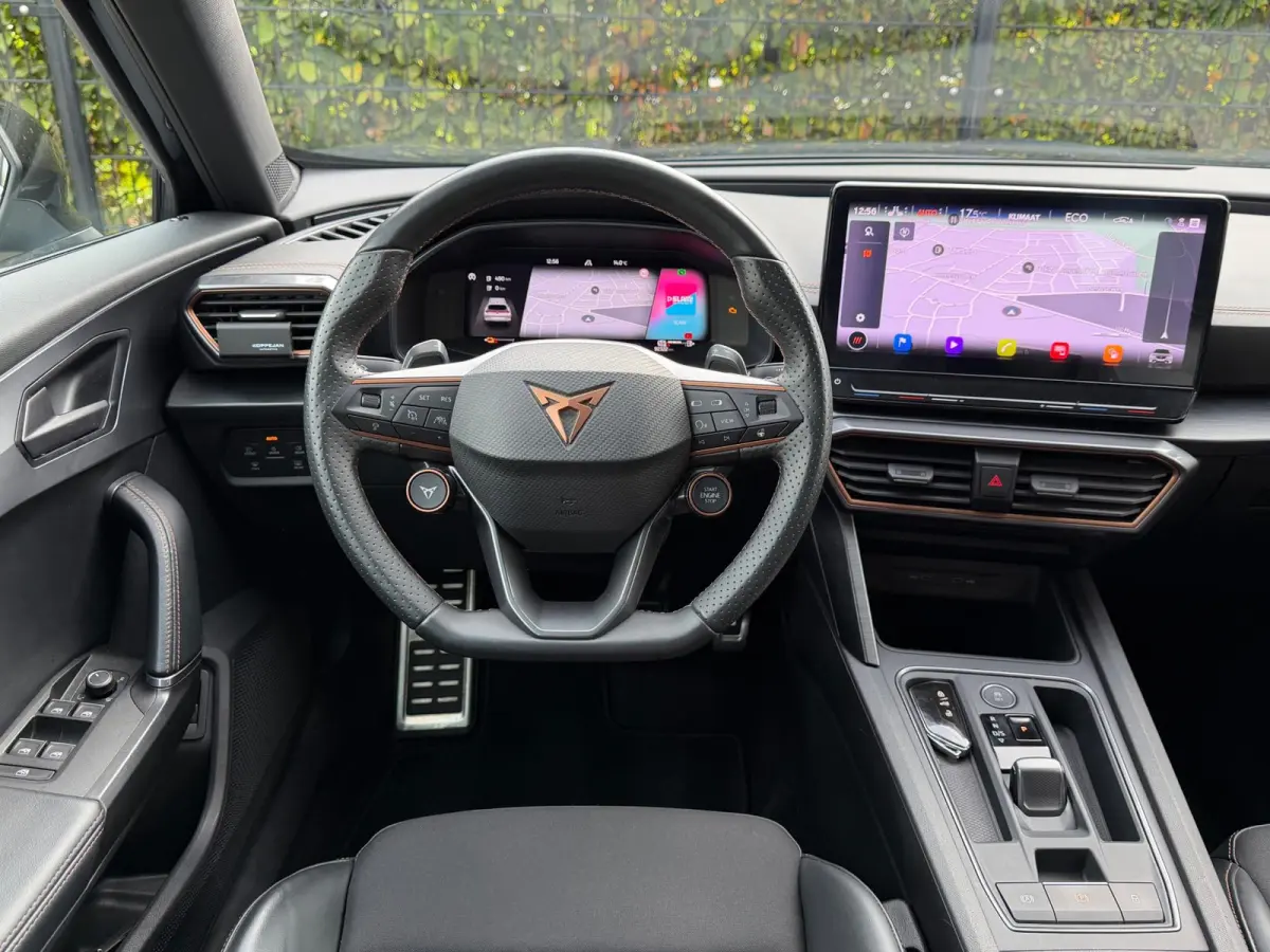 1.4 e-Hybrid VZ Performance Pano/Carplay/Sfeerverlichting