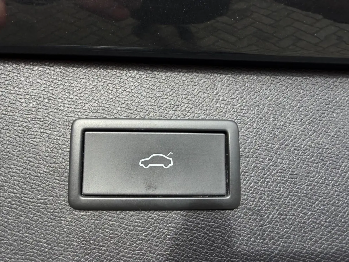 1.4 e-Hybrid VZ Performance Pano/Carplay/Sfeerverlichting