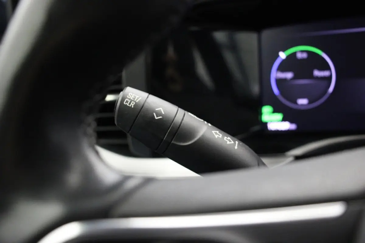 Business Elegance 50-kWh - Carplay, Camera, Cruise, Clima, Stoelverw. 95,69%
