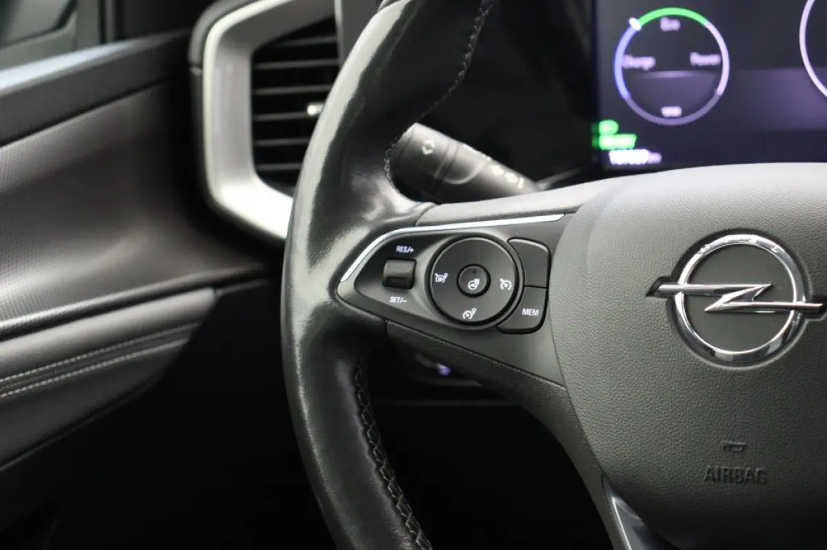 Business Elegance 50-kWh - Carplay, Camera, Cruise, Clima, Stoelverw. 95,69%