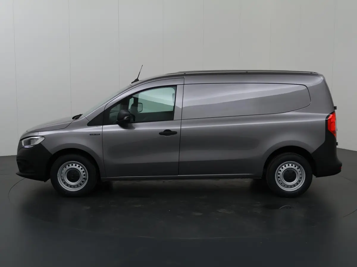 112 GB L2 51kWh | Achteruitrijcamera | Cruise Control | Climate Control | Airco | AC laden 22 kW / DC laden 75 kW |