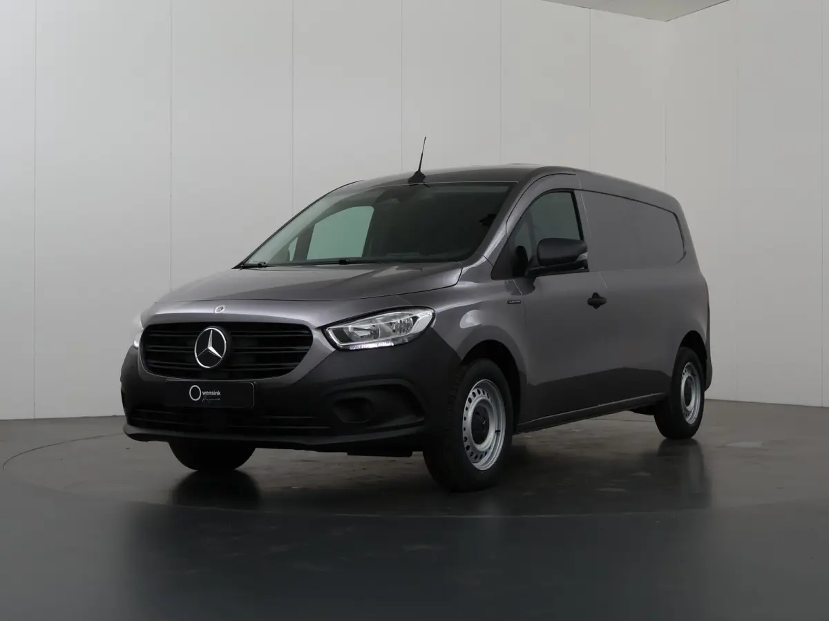 112 GB L2 51kWh | Achteruitrijcamera | Cruise Control | Climate Control | Airco | AC laden 22 kW / DC laden 75 kW |