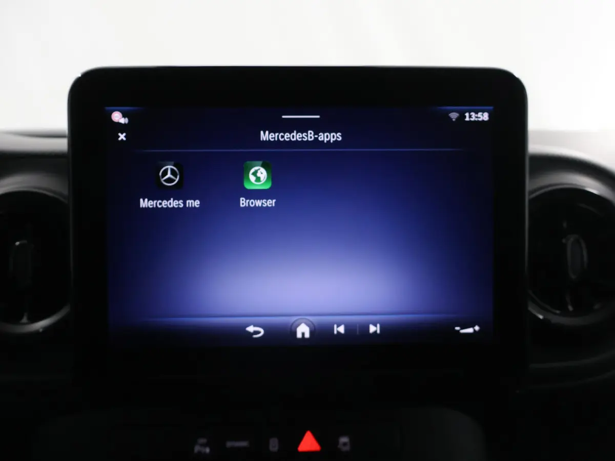 112 GB L2 51kWh | Achteruitrijcamera | Cruise Control | Climate Control | Airco | AC laden 22 kW / DC laden 75 kW |