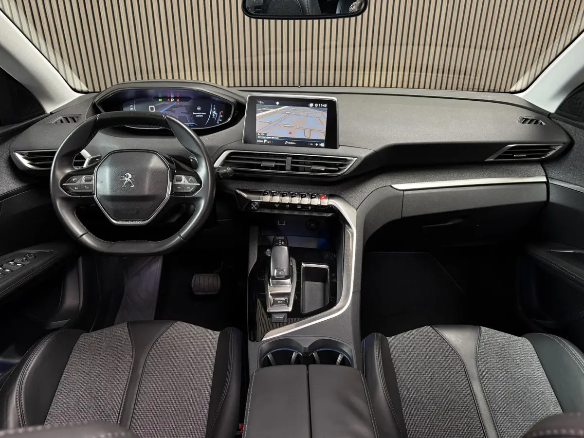 1.2 PureTech Allure | Automaat | Camera | Keyless | Carplay