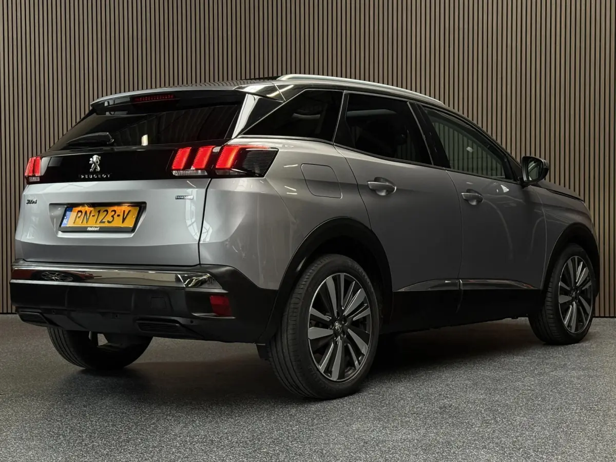 1.2 PureTech Allure | Automaat | Camera | Keyless | Carplay