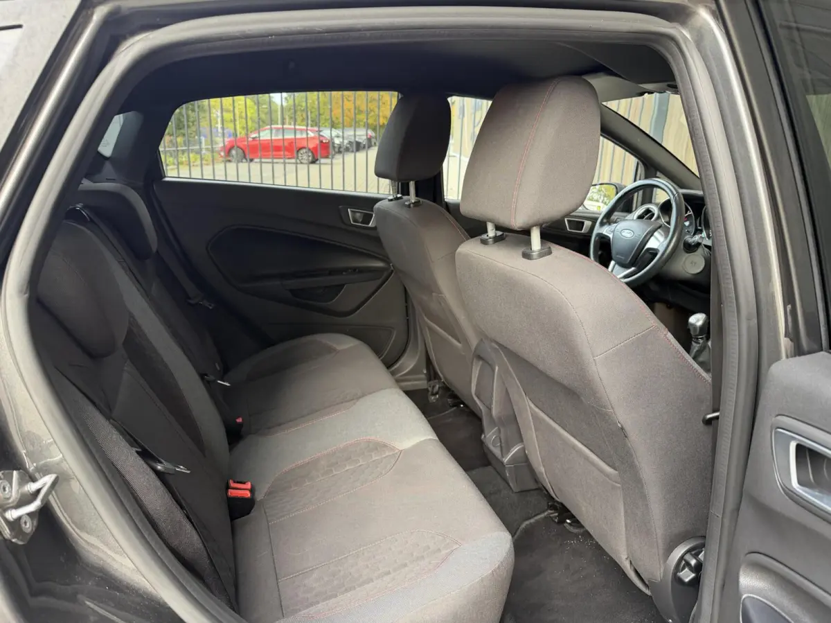1.0 EcoBoost ST - Line 140pk | Stoel/stuurverwarming | Leuke uitvoering!