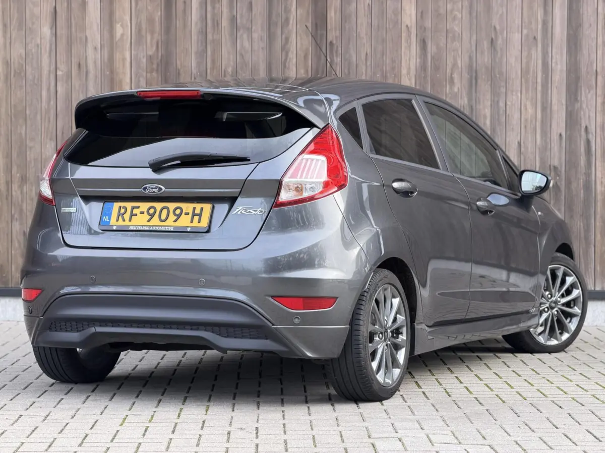1.0 EcoBoost ST - Line 140pk | Stoel/stuurverwarming | Leuke uitvoering!