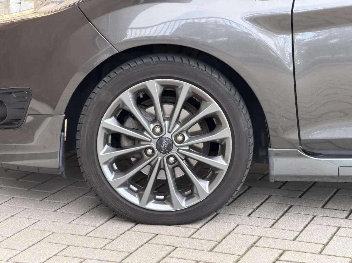 1.0 EcoBoost ST - Line 140pk | Stoel/stuurverwarming | Leuke uitvoering!