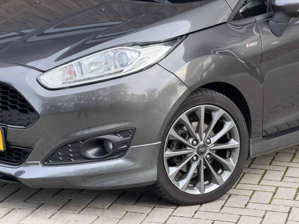 1.0 EcoBoost ST - Line 140pk | Stoel/stuurverwarming | Leuke uitvoering!