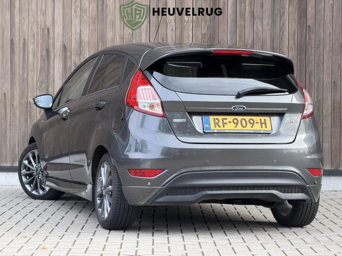 1.0 EcoBoost ST - Line 140pk | Stoel/stuurverwarming | Leuke uitvoering!