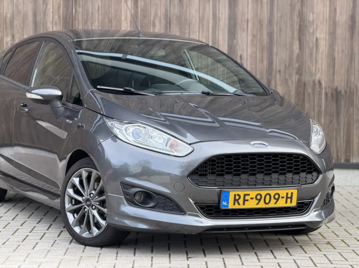 1.0 EcoBoost ST - Line 140pk | Stoel/stuurverwarming | Leuke uitvoering!