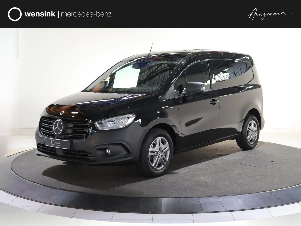 112 Pro L1 51 kWh NAVIGATIE | ACHTERUITRIJCAMERA | CLIMATE CONTROL | CRUISE CONTROL | AC LADEN 22 kWh | DC LADEN 75 kWh | PARKEERSENSOREN