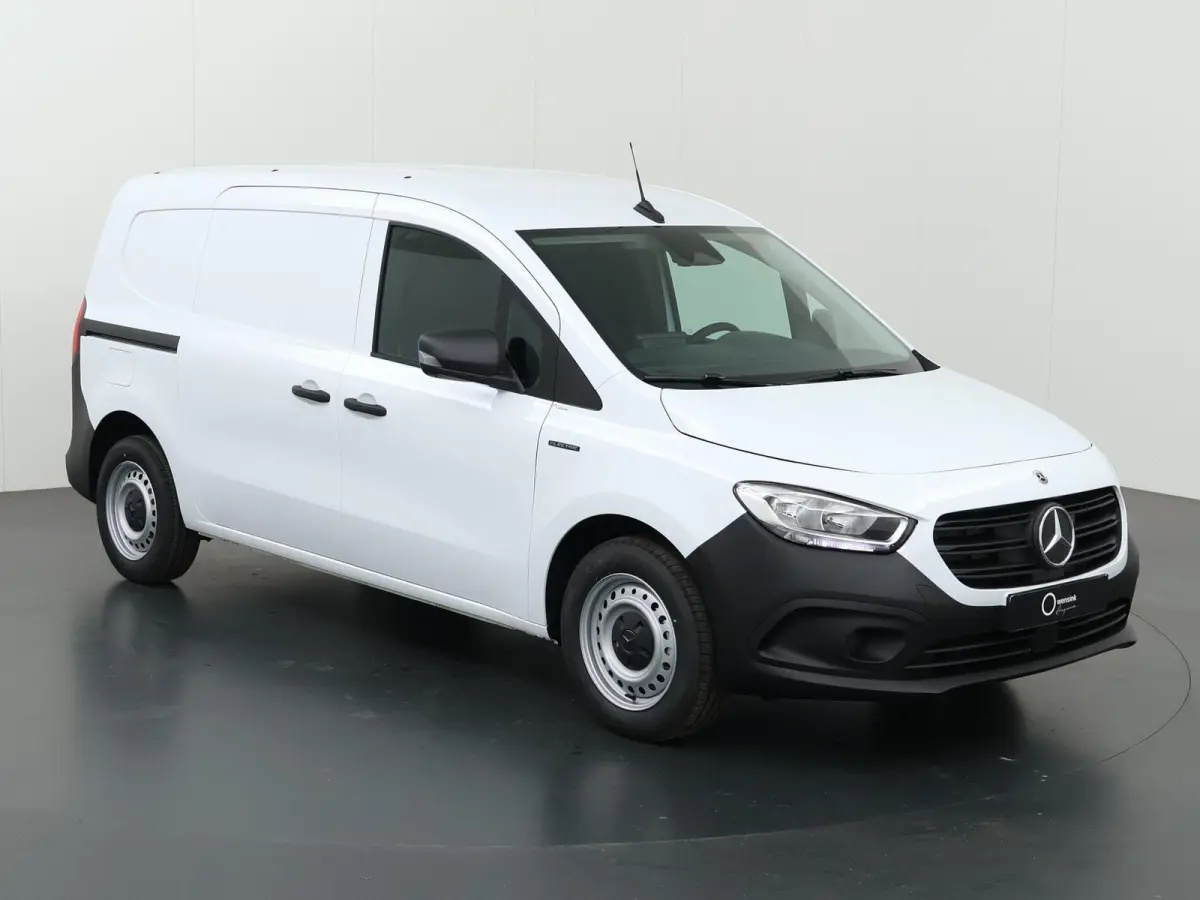 112 Base L2 51 kWh | Achteruitrijcamera | Climate Control | Cruise Control | Airco | Snelladen 75KW