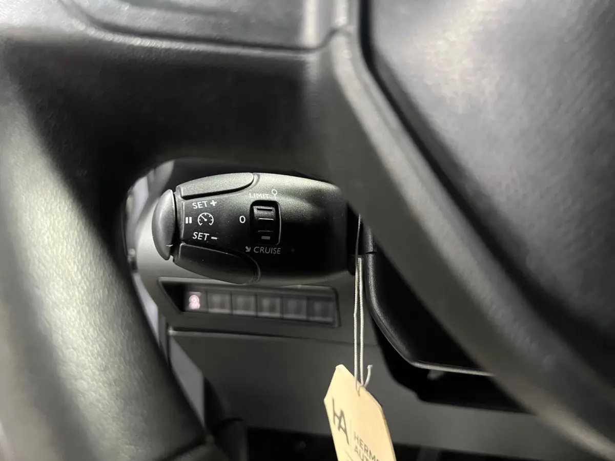 1.6 BlueHDI Premium|JBL|CarPlay|Cam|NAP|Cruise|Imperial