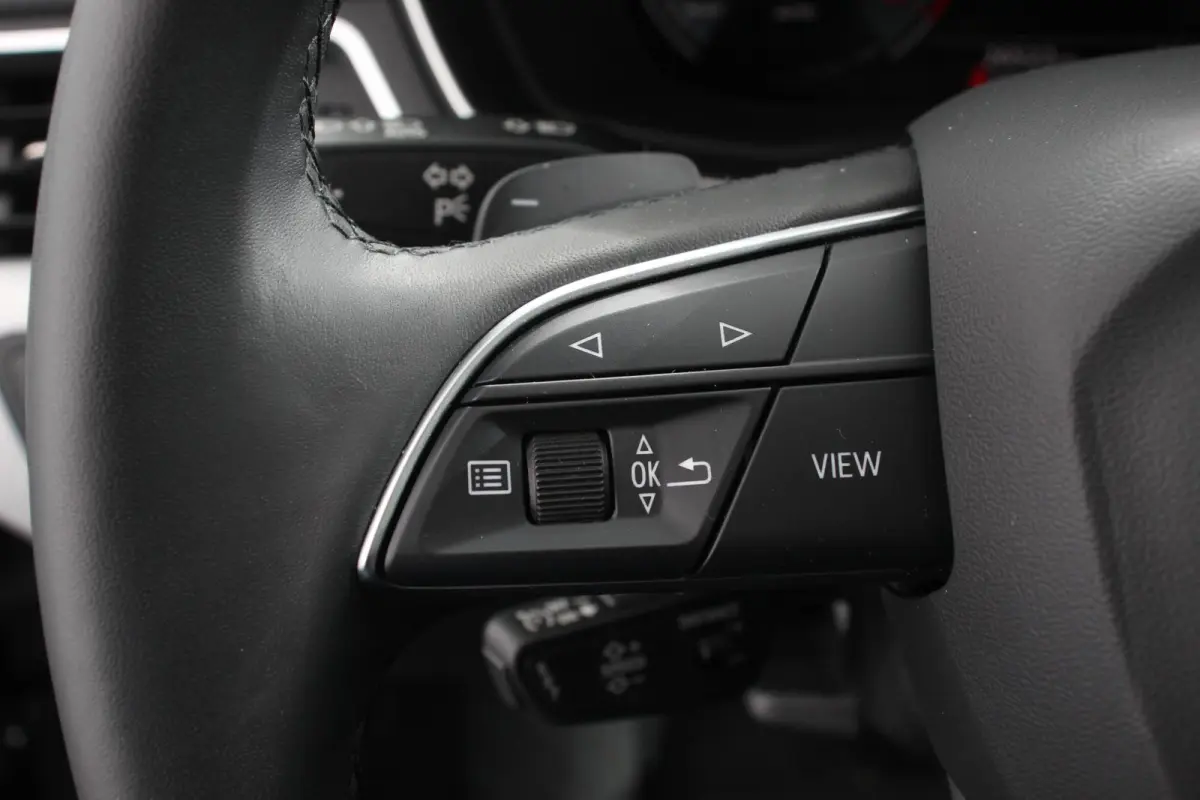 40 TFSI 204 pk S-tronic S Line Plus Navigatie Adaptive Cruise Control Parkeersensoren Camera Lane Assist Elektrische achterklep Stoelverwarming Ledverlichting Virtual Cockpit Climatronic