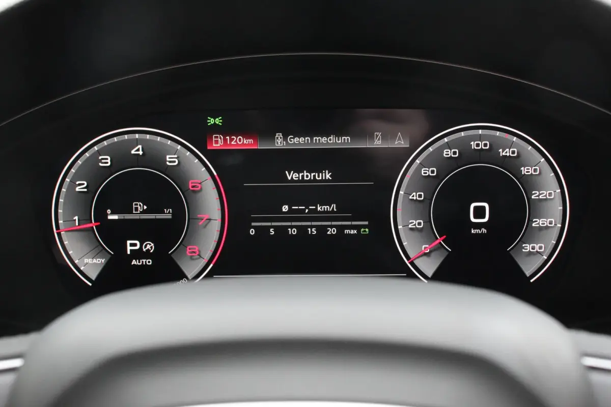 40 TFSI 204 pk S-tronic S Line Plus Navigatie Adaptive Cruise Control Parkeersensoren Camera Lane Assist Elektrische achterklep Stoelverwarming Ledverlichting Virtual Cockpit Climatronic