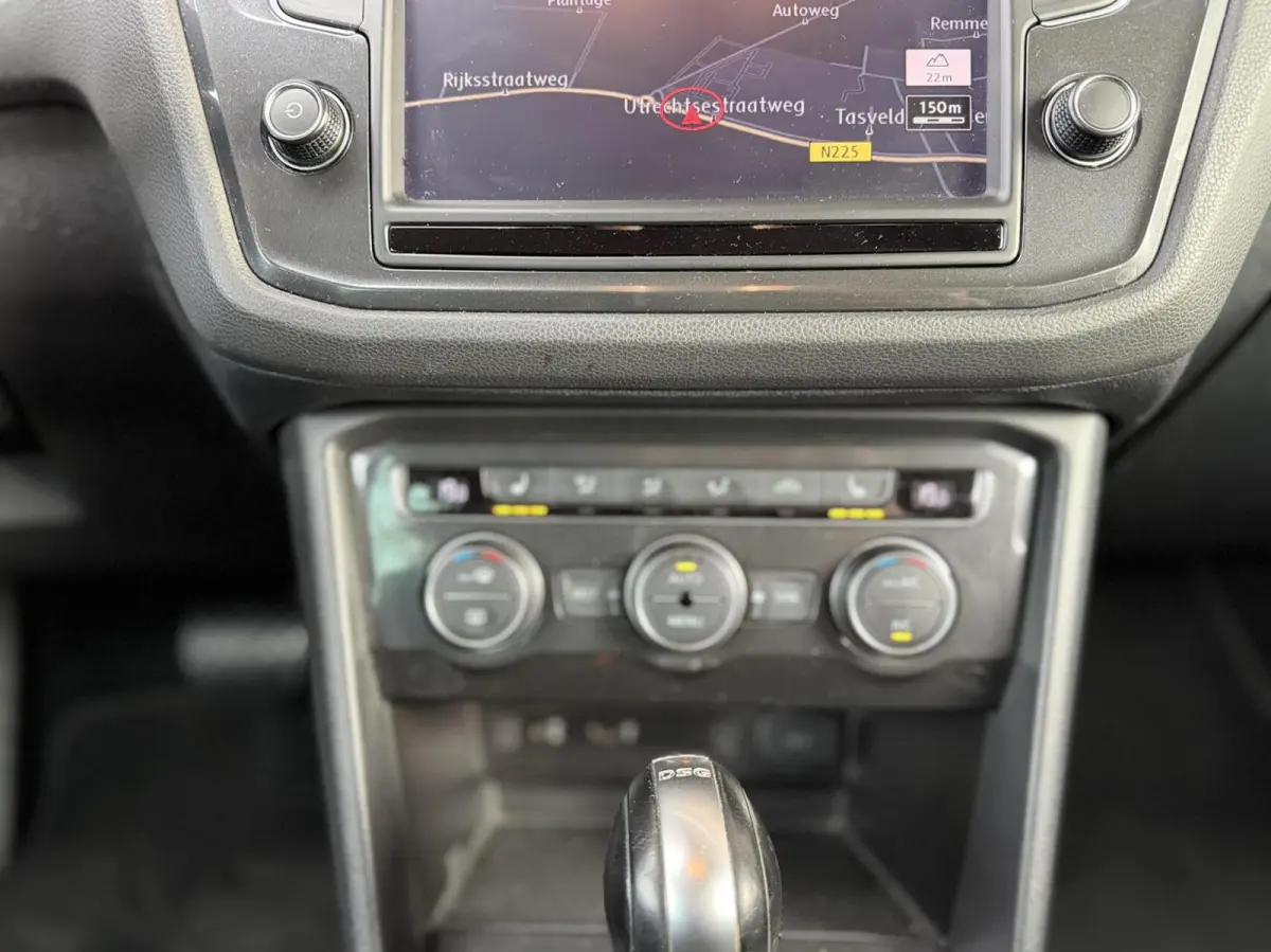 1.4 TSI 150 PK | R-Line | Stoelverwarming| Automaat | Led | Goed onderhouden