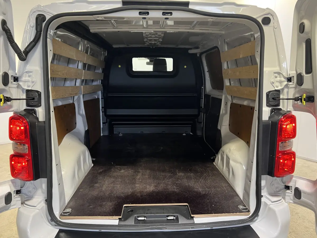 1.5 BlueHDI 100 L2 | App Connect | Cruise Control