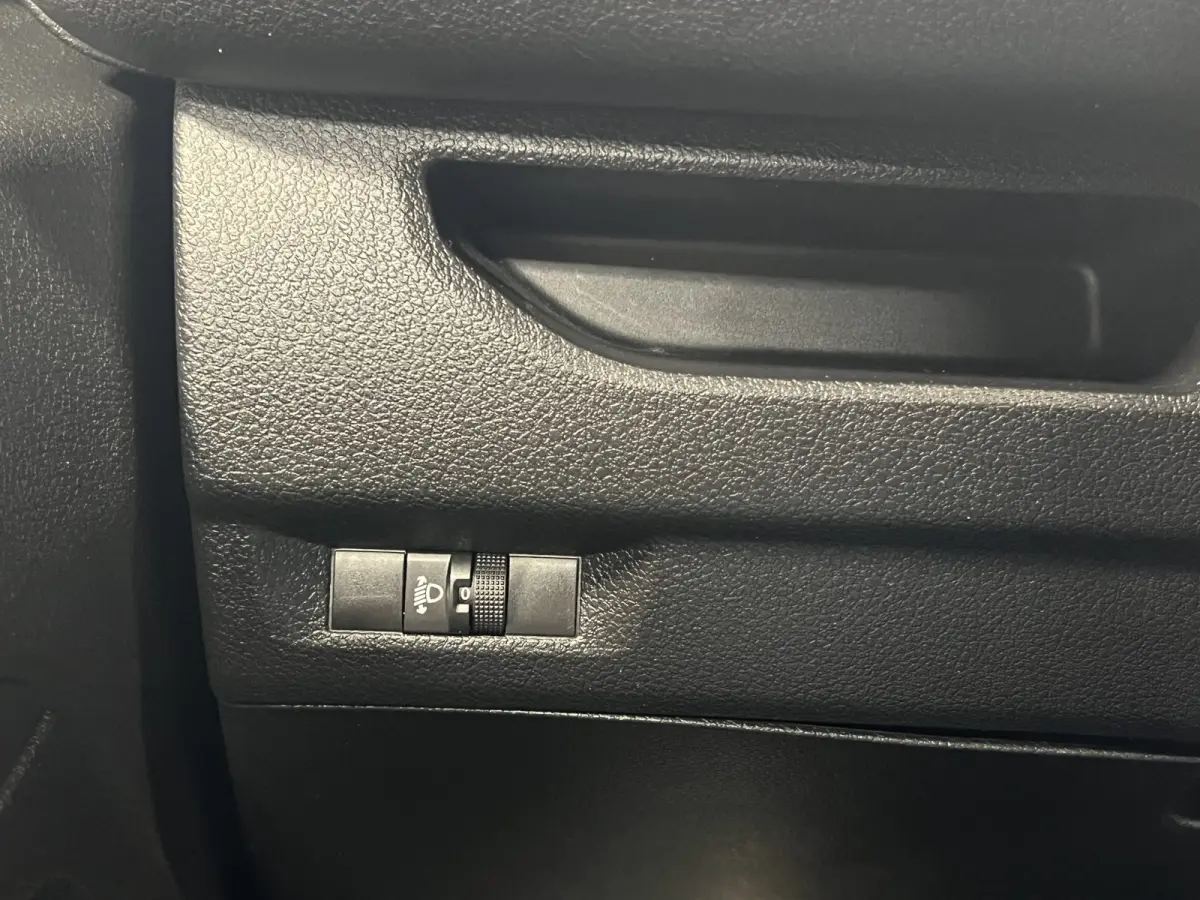 1.5 BlueHDI 100 L2 | App Connect | Cruise Control
