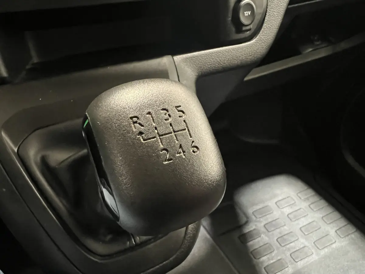 1.5 BlueHDI 100 L2 | App Connect | Cruise Control