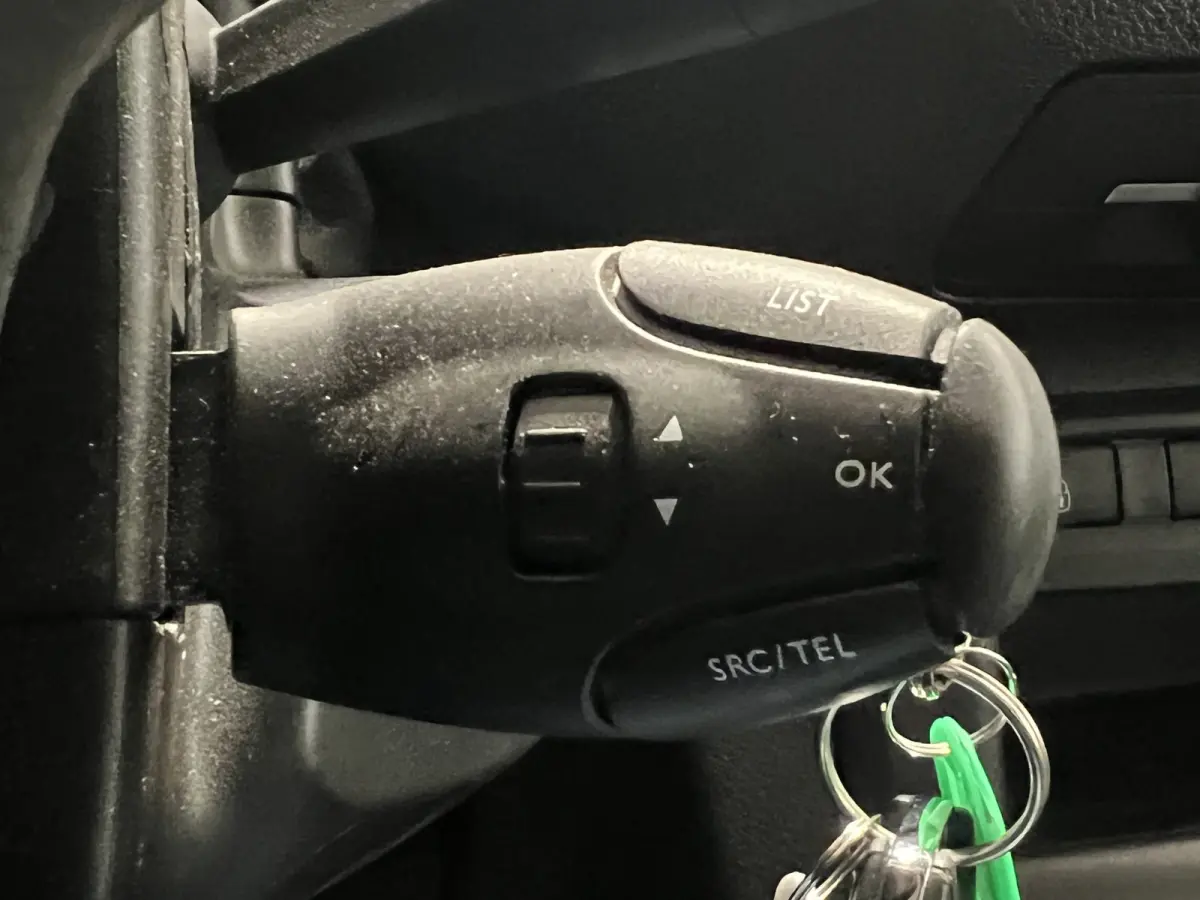1.5 BlueHDI 100 L2 | App Connect | Cruise Control