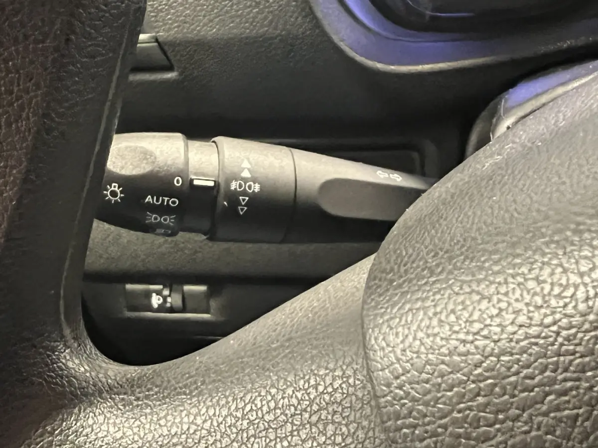 1.5 BlueHDI 100 L2 | App Connect | Cruise Control