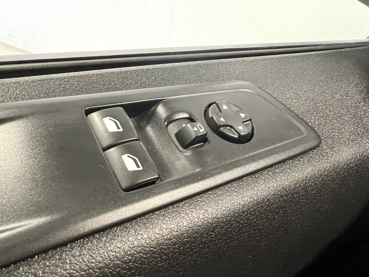 1.5 BlueHDI 100 L2 | App Connect | Cruise Control