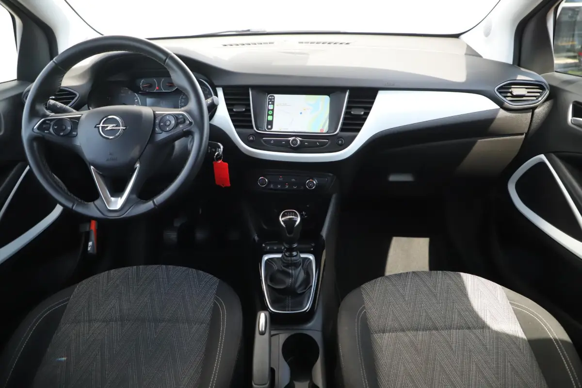 1.2 Turbo 120 Jaar Edition 110PK 16 inch LMV Navigatie Airco Cruise Control Rijstrooksensor