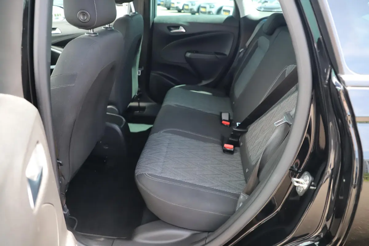 1.2 Turbo 120 Jaar Edition 110PK 16 inch LMV Navigatie Airco Cruise Control Rijstrooksensor