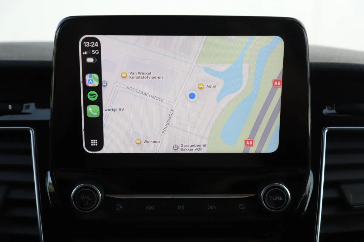 300 2.0 TDCI L2H1 Limited DC 170PK Automaat NWE Distr.Riem ! Trekhaak Sidebars Navigatie Achteruitrijcamera Carplay LED 16 inch LMV Schuifdeur Airco Cruise