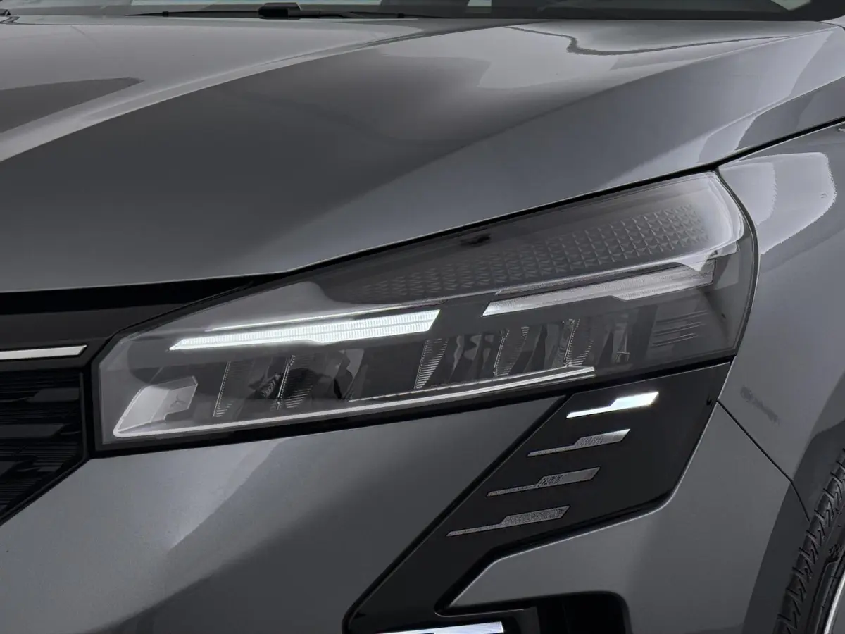 E-Tech full hybrid 145 evolution | Achteruitrijcamera | Navigatie |