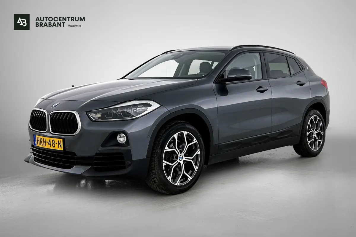 SDrive18i Executive Edition (GROOT-NAVIGATIE, STOELVERWARMING, CAMERA, PDC, DEALER ONDERHOUDEN, LED,