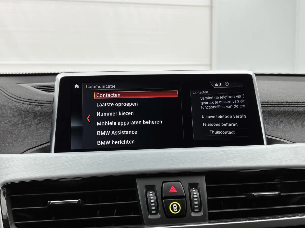 SDrive18i Executive Edition (GROOT-NAVIGATIE, STOELVERWARMING, CAMERA, PDC, DEALER ONDERHOUDEN, LED,