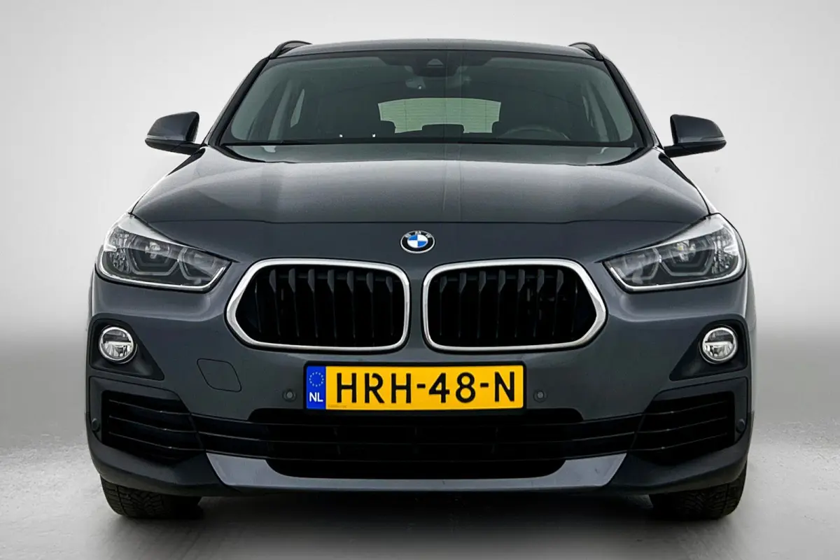 SDrive18i Executive Edition (GROOT-NAVIGATIE, STOELVERWARMING, CAMERA, PDC, DEALER ONDERHOUDEN, LED,