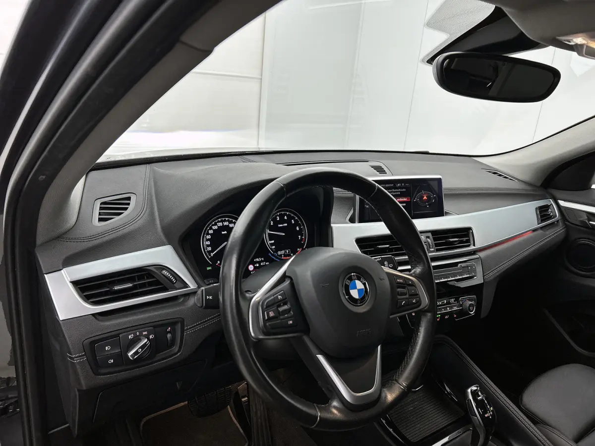 SDrive18i Executive Edition (GROOT-NAVIGATIE, STOELVERWARMING, CAMERA, PDC, DEALER ONDERHOUDEN, LED,