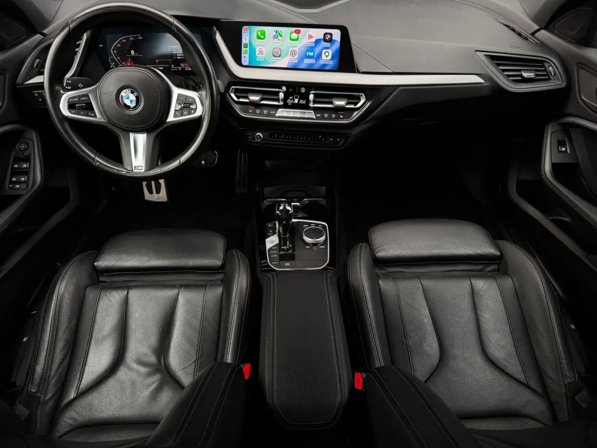 118i 140PK M-Sport Performance Pano Schaalstoelen 19''