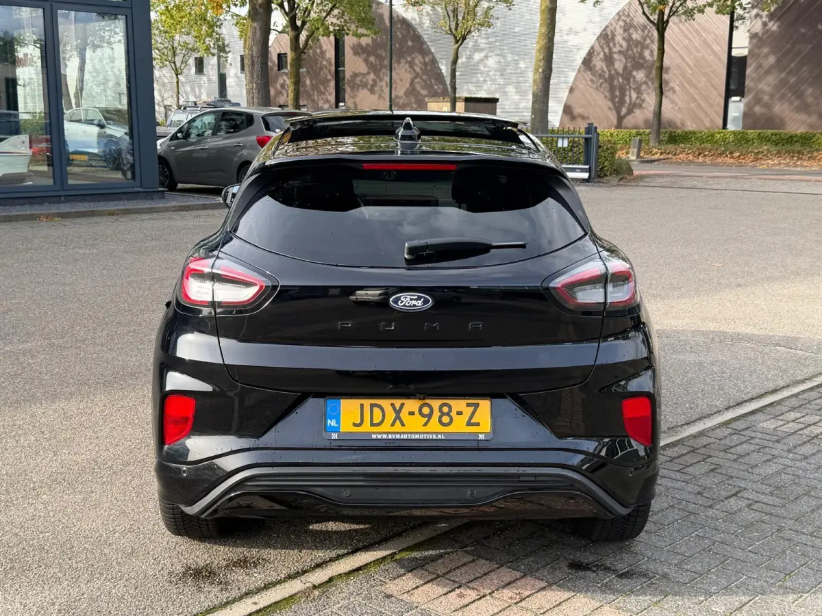 1.0 EcoBoost | WINTERPACK | PANORAMADAK | 155 PK! | TREKHAAK AFNEEMBAAR | ELEK. ACHTERKLEP