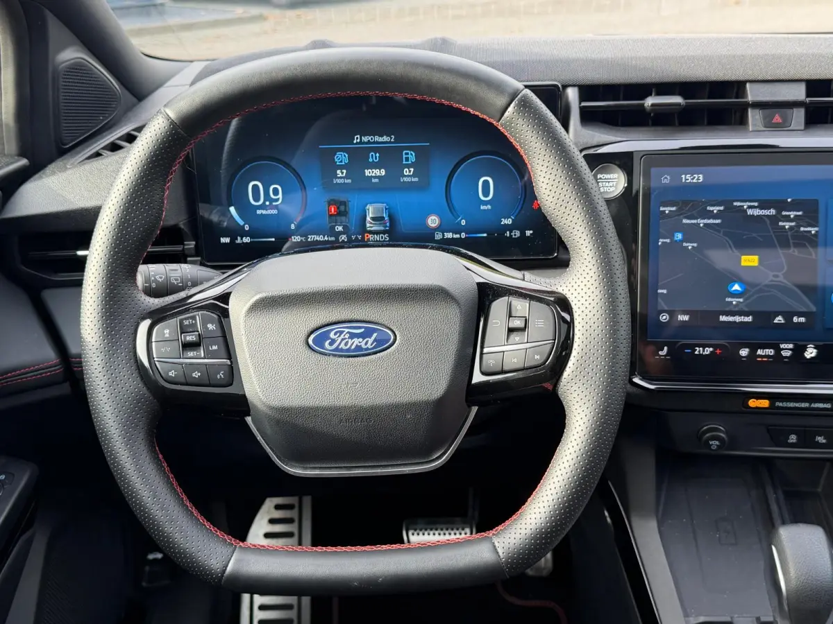 1.0 EcoBoost | WINTERPACK | PANORAMADAK | 155 PK! | TREKHAAK AFNEEMBAAR | ELEK. ACHTERKLEP