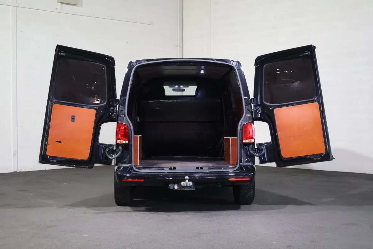 2.0 TDI 150pk L2 H1 35 Jaar Derks Editie