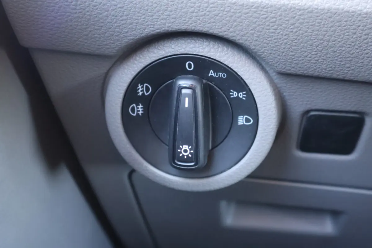 2.0 TDI 150pk L2 H1 35 Jaar Derks Editie