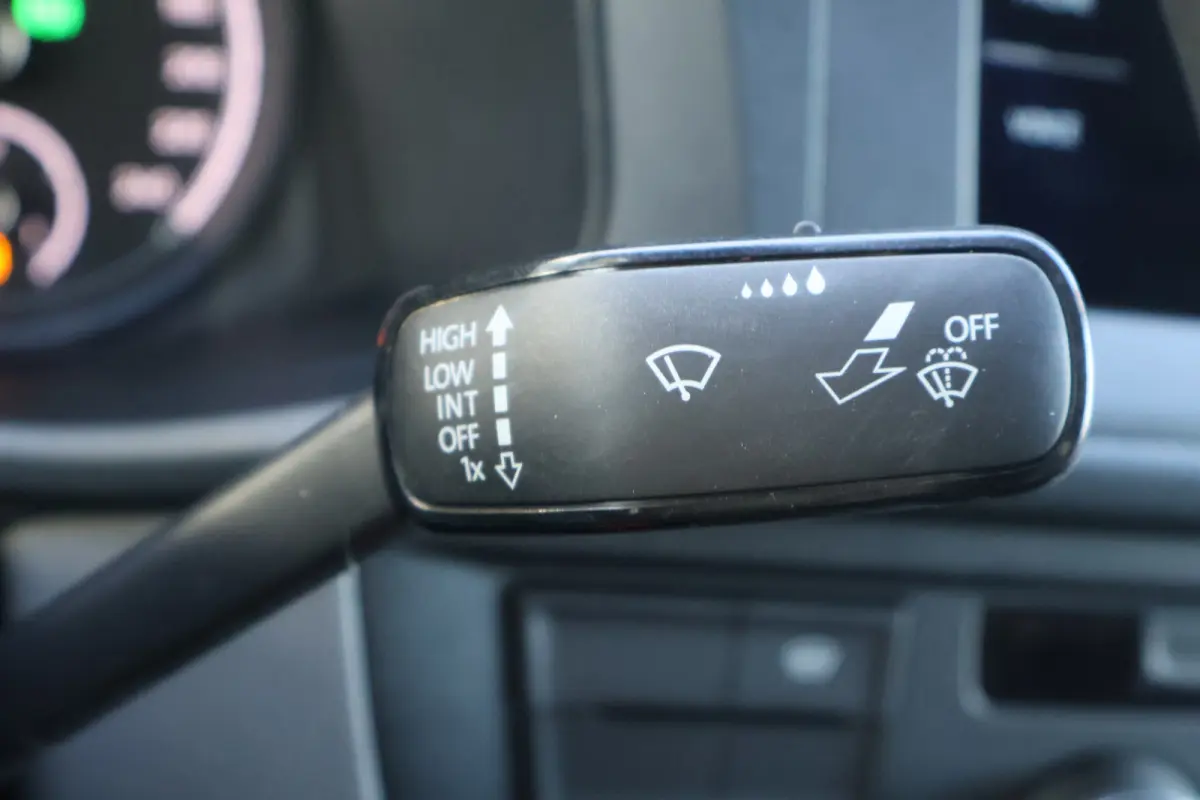 2.0 TDI 150pk L2 H1 35 Jaar Derks Editie