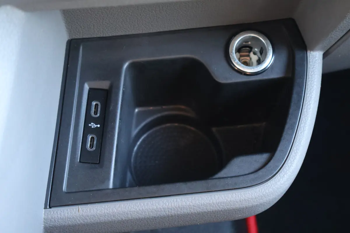 2.0 TDI 150pk L2 H1 35 Jaar Derks Editie