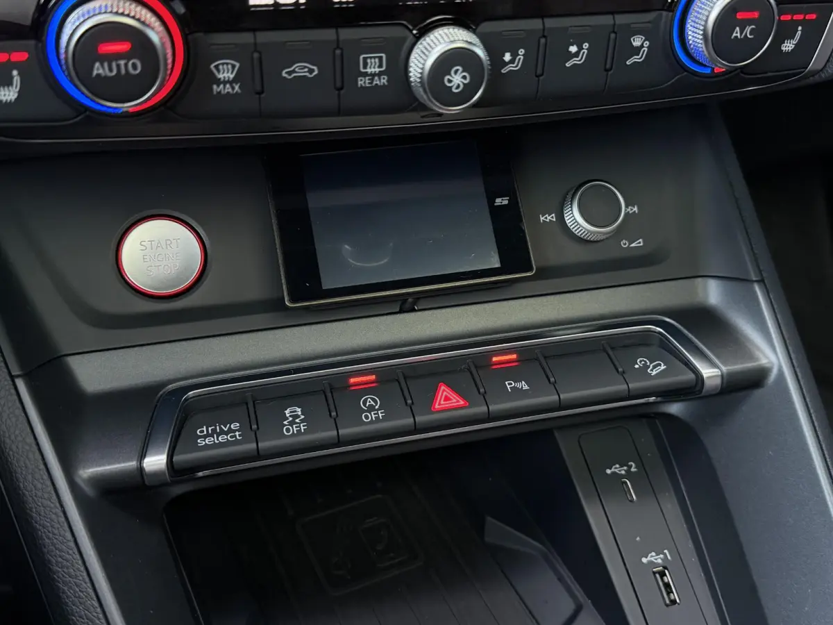 RS TFSI 400PK | BOMVOL | Target Blue Eye | Lasershield | Allsetra | Led Matrix Koplampen | RS Sportuitlaat | Adaptive Cruise Control | Adaptive Demping | Elektrisch Glazen Schuifdak | RS Sea