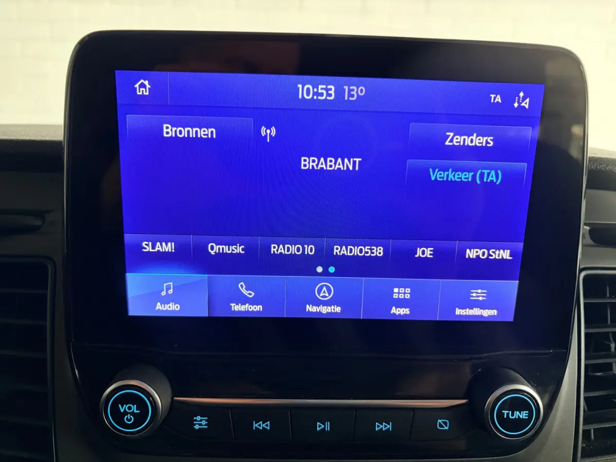 Dubbel Cabine 320 2.0 TDCI 130pk euro6 L2H1 Trend 5 persoons, Airco, Navigatie, Trekhaak 2800kg, RIJKLAARPRIJS