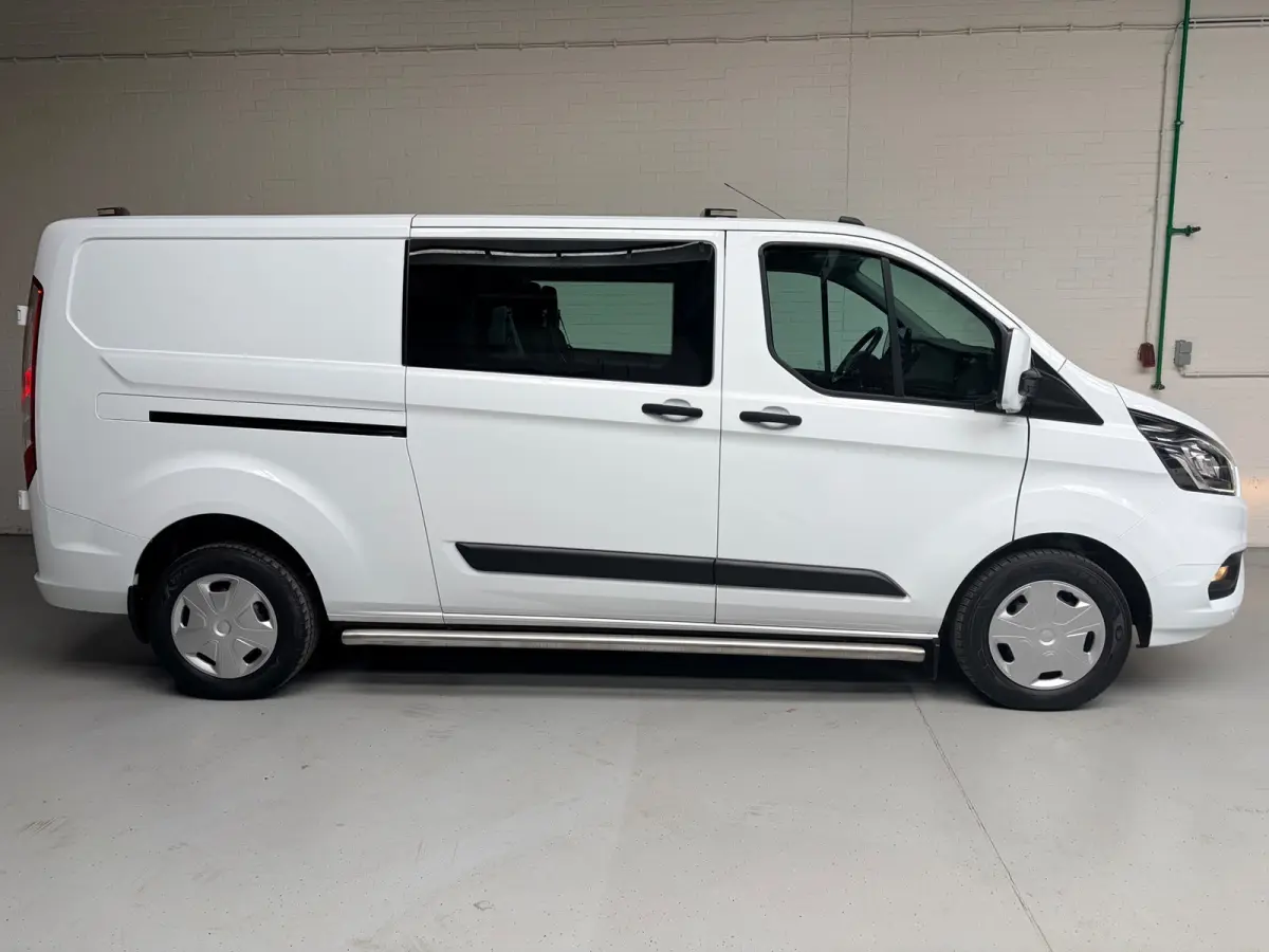 Dubbel Cabine 320 2.0 TDCI 130pk euro6 L2H1 Trend 5 persoons, Airco, Navigatie, Trekhaak 2800kg, RIJKLAARPRIJS