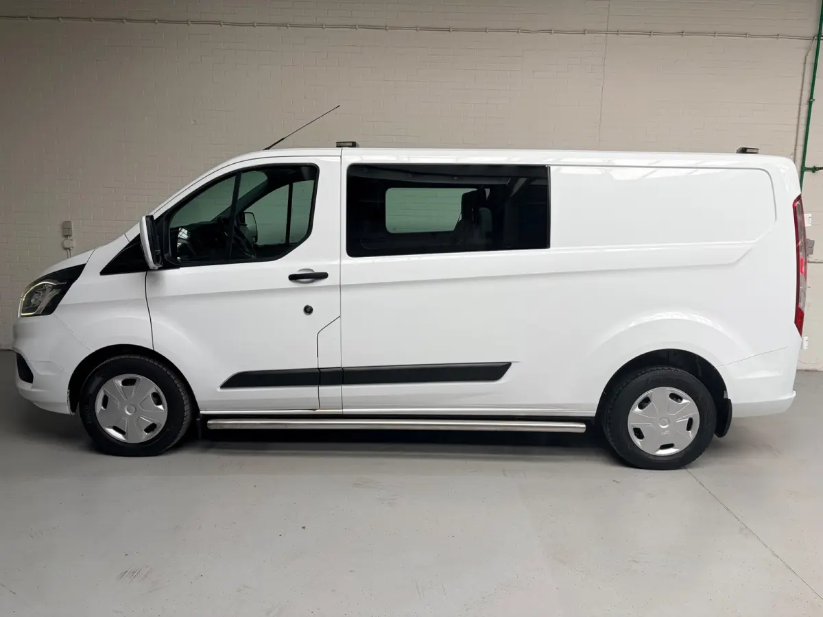 Dubbel Cabine 320 2.0 TDCI 130pk euro6 L2H1 Trend 5 persoons, Airco, Navigatie, Trekhaak 2800kg, RIJKLAARPRIJS